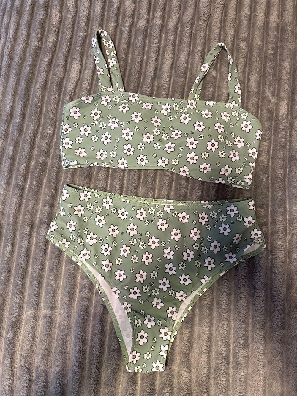 Women’s Green Floral Two-Piece Swim Set
